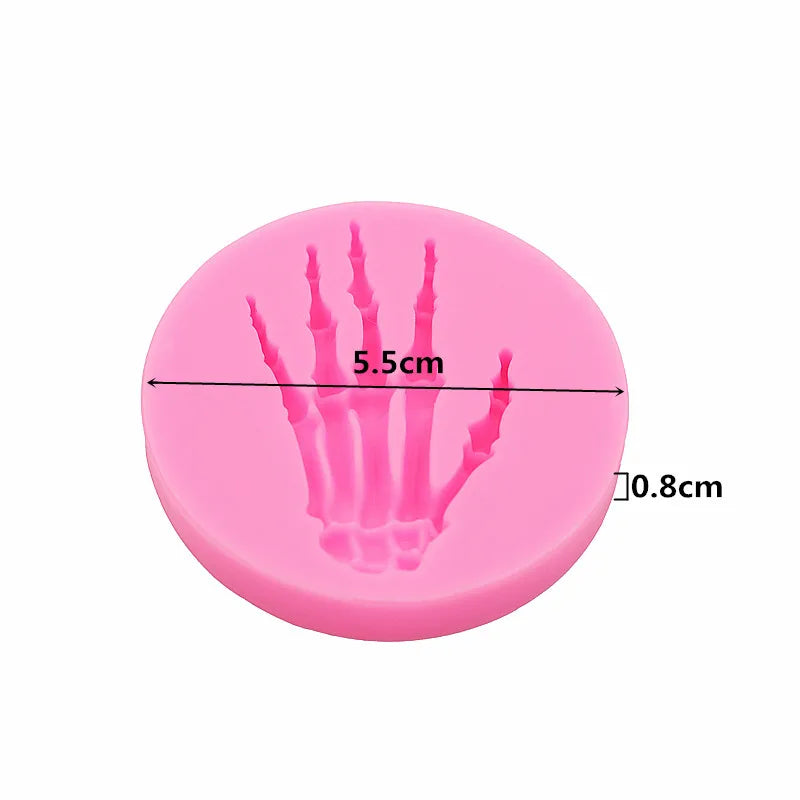 Halloween hand holding sugar cakes soft silicone mold chocolate craft mold cake dessert decoration mold DIY pastry baking gadget