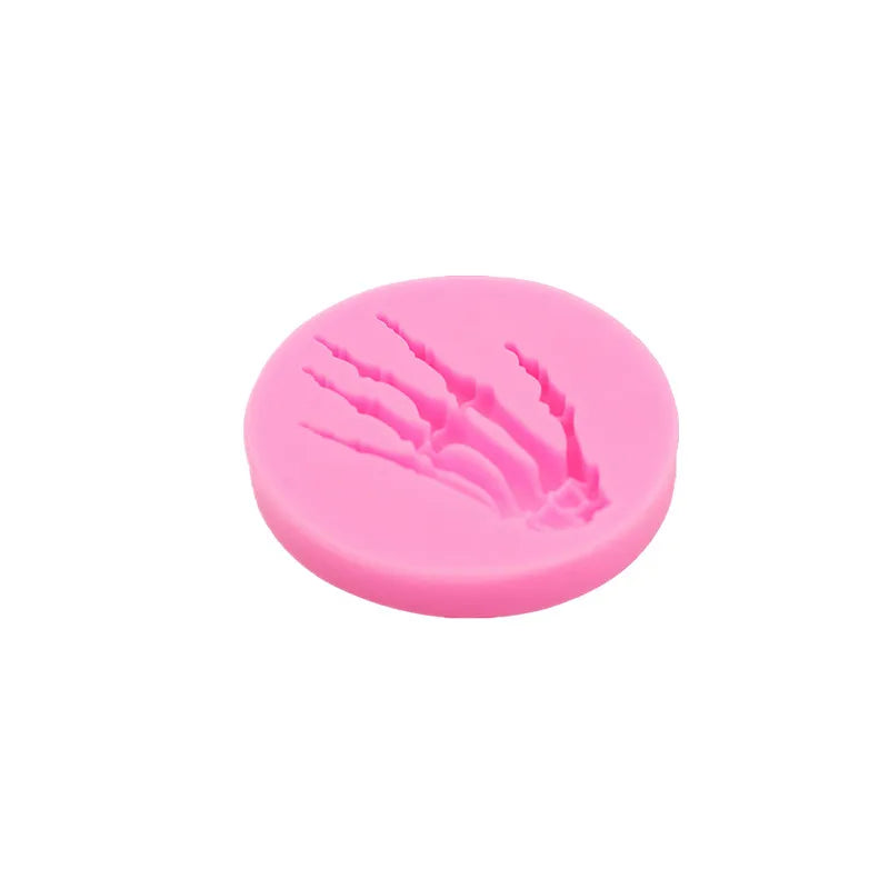 Halloween hand holding sugar cakes soft silicone mold chocolate craft mold cake dessert decoration mold DIY pastry baking gadget